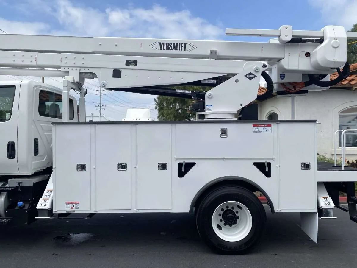 NEW* 2023 INTL HV507 Versalift VN555MHI 61' Bucket Truck NEW* 2023 INTL HV507 Versalift VN555MHI 61' Bucket Truck